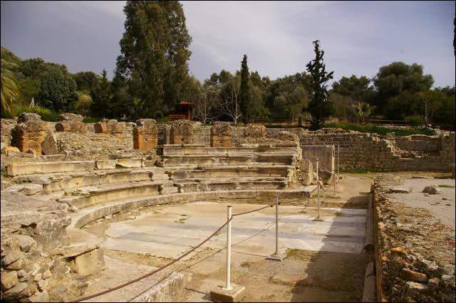 The labyrinth of Cretan Minotaur in Greece » Tripfreakz.com